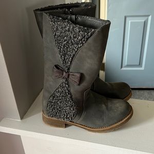 Girls fashion boots